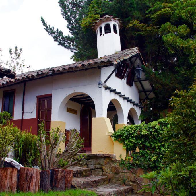 Hotel Y Centro De Convenciones Pueblito De Yerbabuena Paraiso Natural Chía Kültér fotó