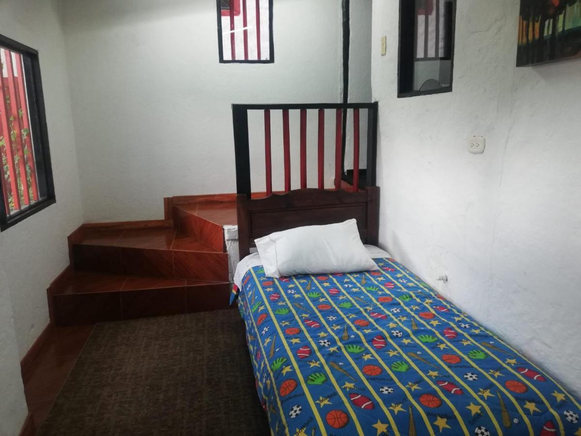 Hotel Y Centro De Convenciones Pueblito De Yerbabuena Paraiso Natural Chía Kültér fotó