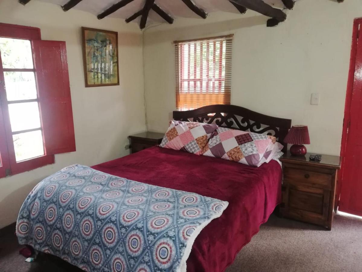 Hotel Y Centro De Convenciones Pueblito De Yerbabuena Paraiso Natural Chía Kültér fotó