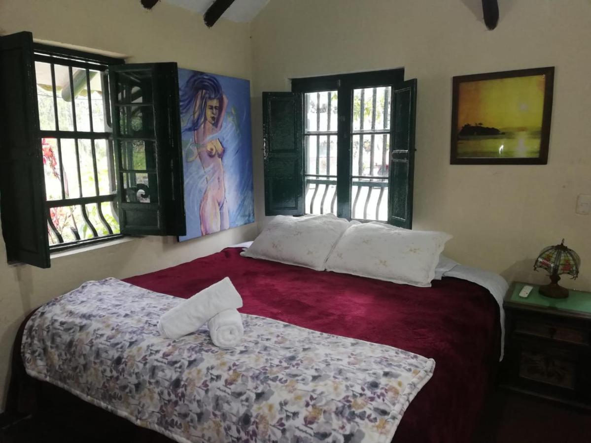 Hotel Y Centro De Convenciones Pueblito De Yerbabuena Paraiso Natural Chía Kültér fotó